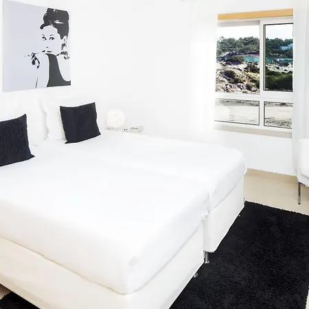 אתר נופש The Beachfront - D'el Rey Golf & 5*