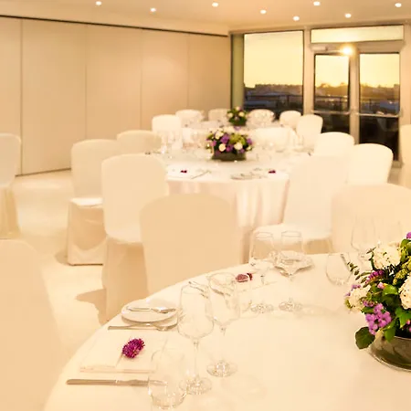 Курортный комплекс The Beachfront - D'el Rey Golf & 5*